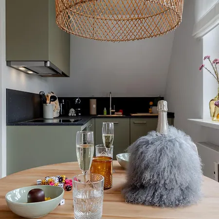 Kajuete #12 Dock 6a * Westerland